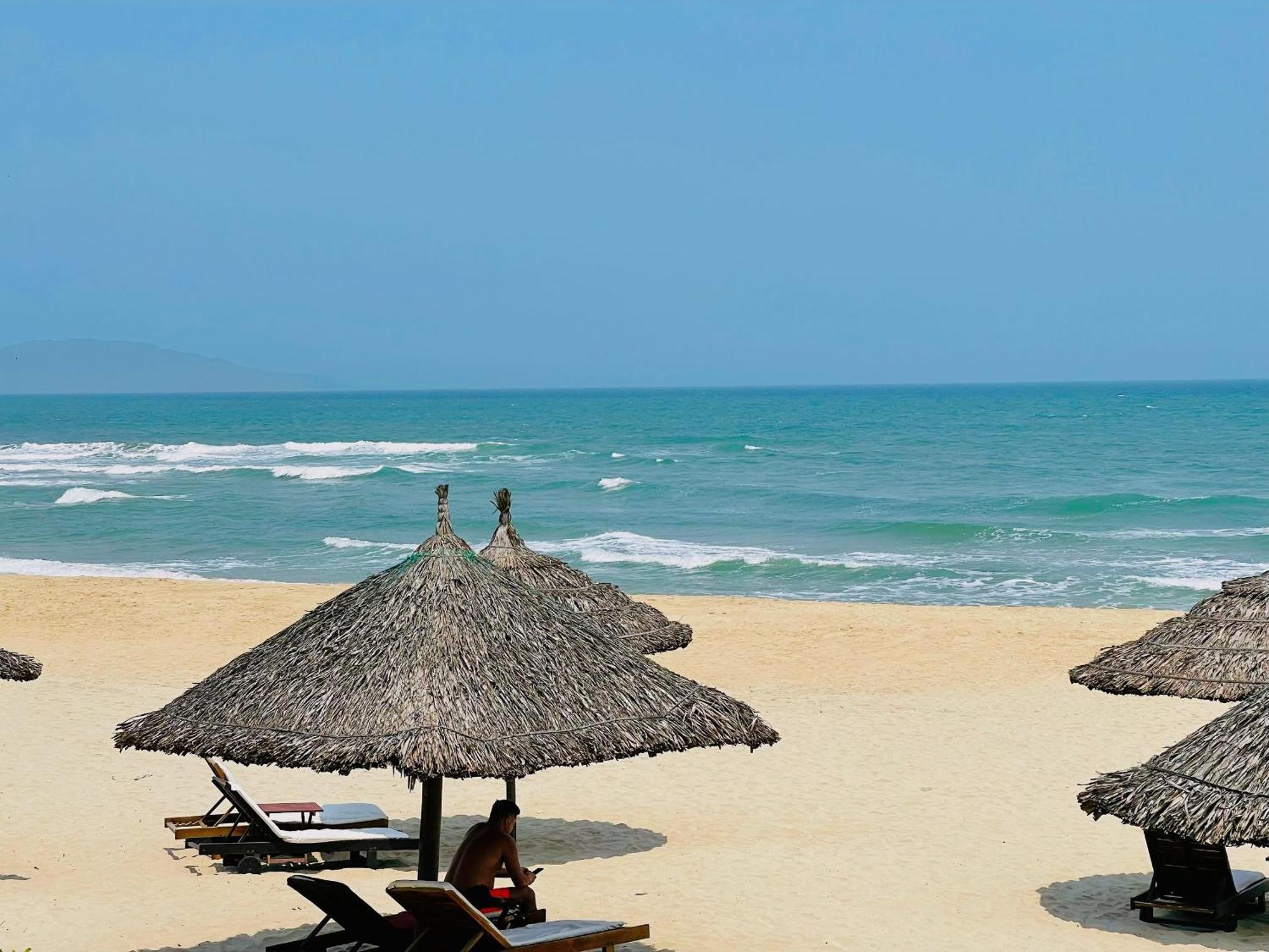 Diamond Beach Villa Da Nang Esterno foto