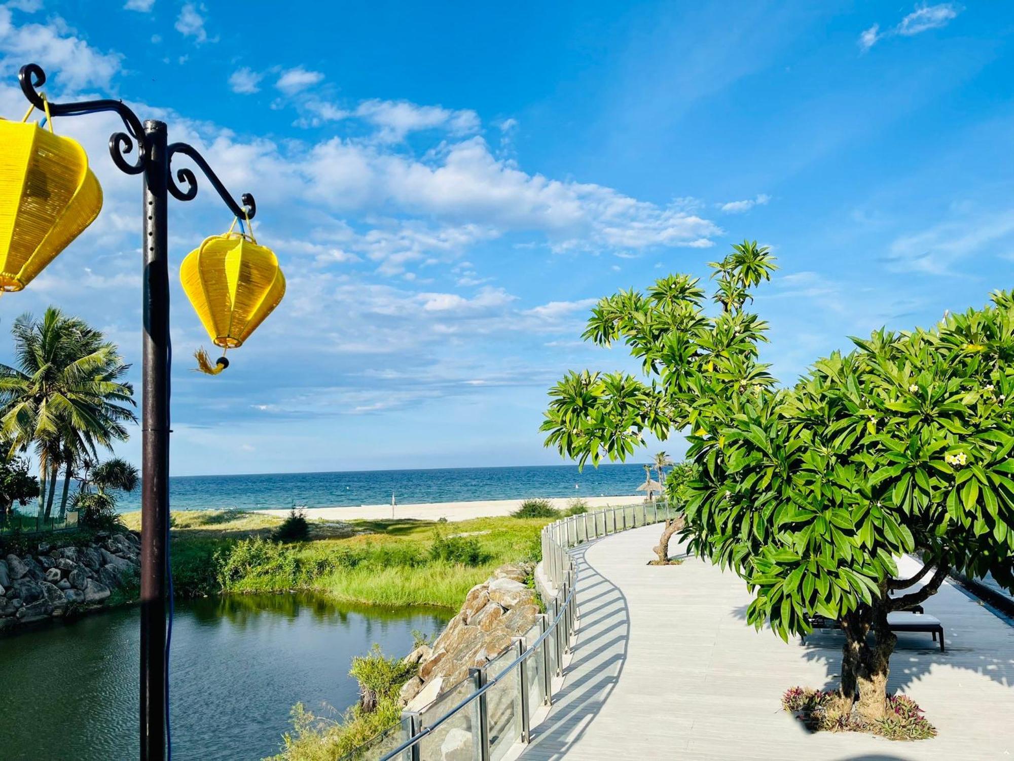 Diamond Beach Villa Da Nang Esterno foto