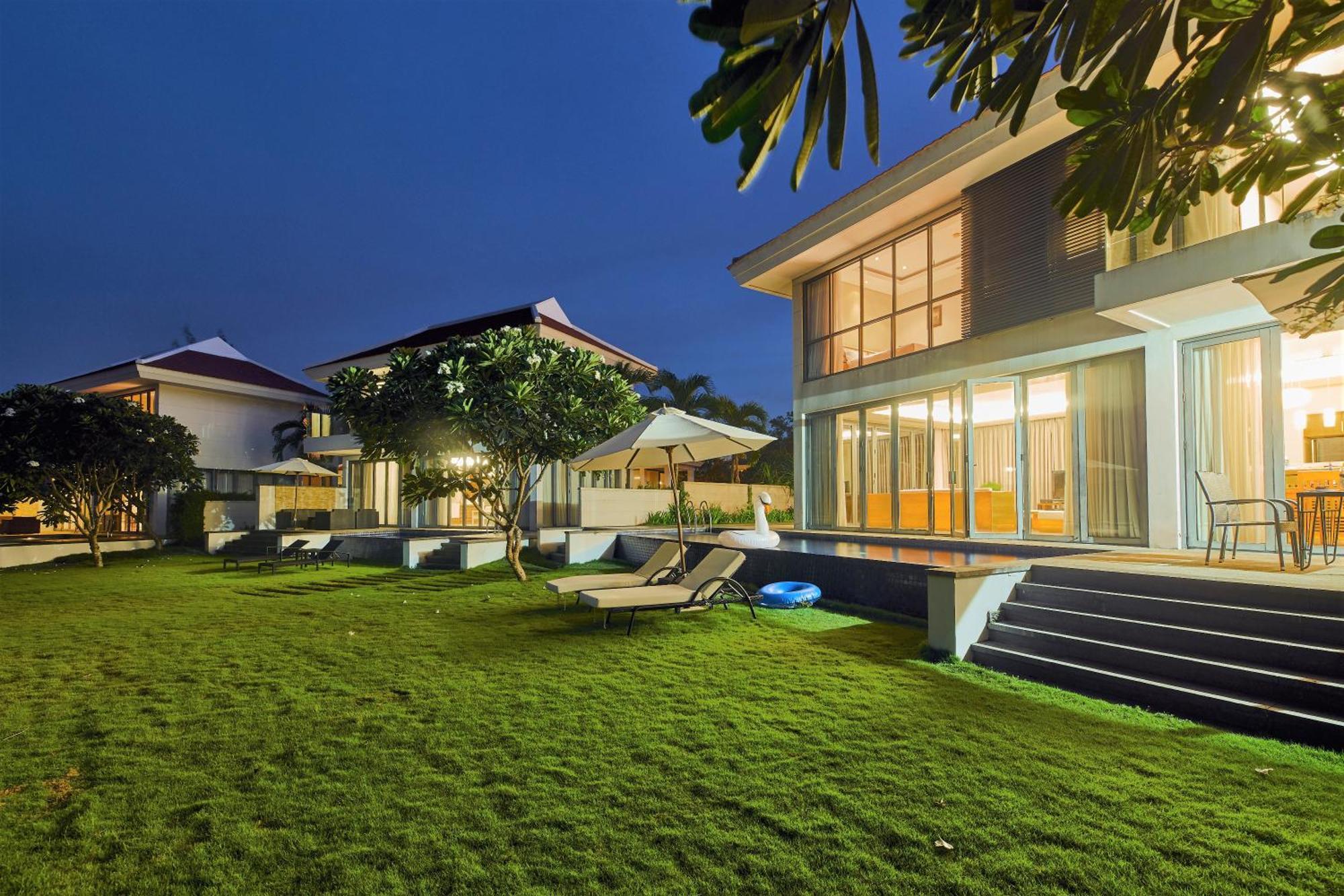Diamond Beach Villa Da Nang Esterno foto