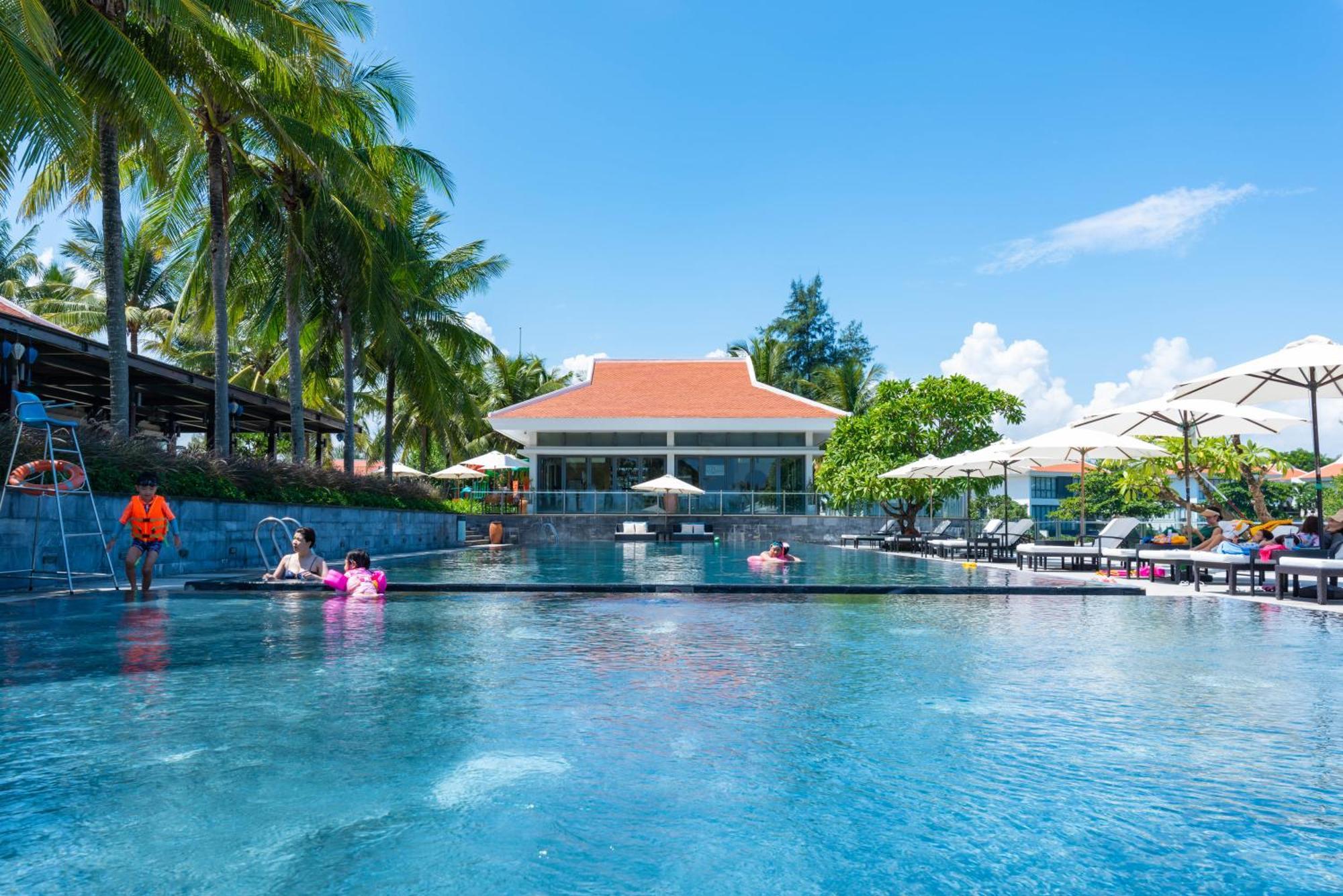 Diamond Beach Villa Da Nang Esterno foto